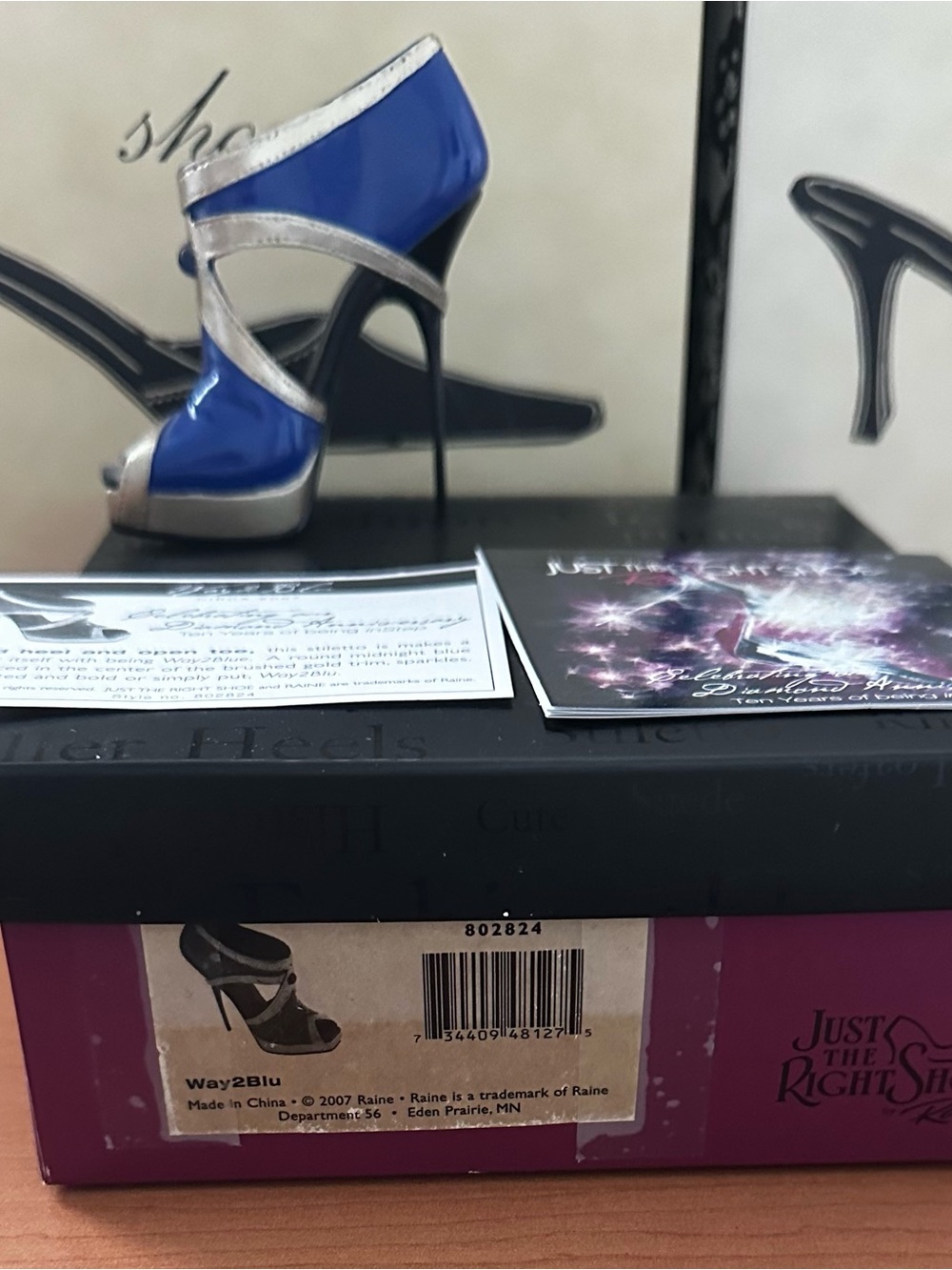 Just The Right Shoe Women's Way2Blu High Heel Shoe Figurine